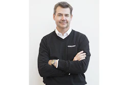 Mnet 211790 Derek Rickard Listing