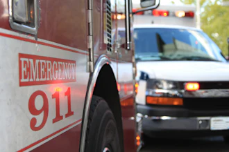 Emergency 911 Scene 147000063 2122x1415