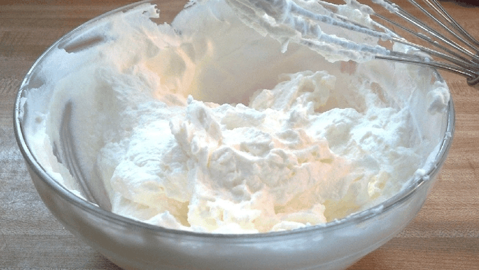 Positive displacement pumps are commonly used for delicate products including creams, fruit fillings & purees, sauces, cheese, mayonnaise, and even meat emulsions.