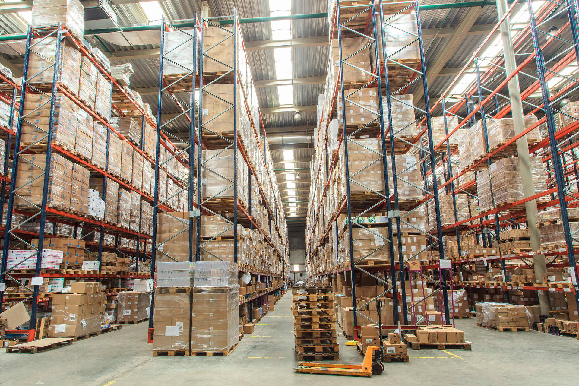 Warehouse Shelves With Goods 510963916 2125x1417