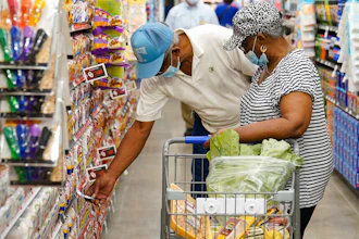 Ray Carter, left, and Bobbie Carter right, shop at the new Homeland grocery store on Sept. 1, 2021, in Oklahoma City.