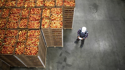 Food Tracking Apples I Stock 1317777715
