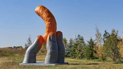 Pepsi Co Foods Canada Cheetos Proudly Unveils A Statue To Commem