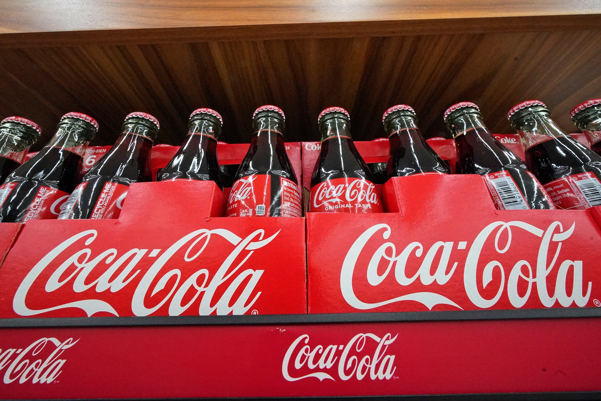 Coke Sales Fueled by Higher Prices, China Rebound Food Manufacturing