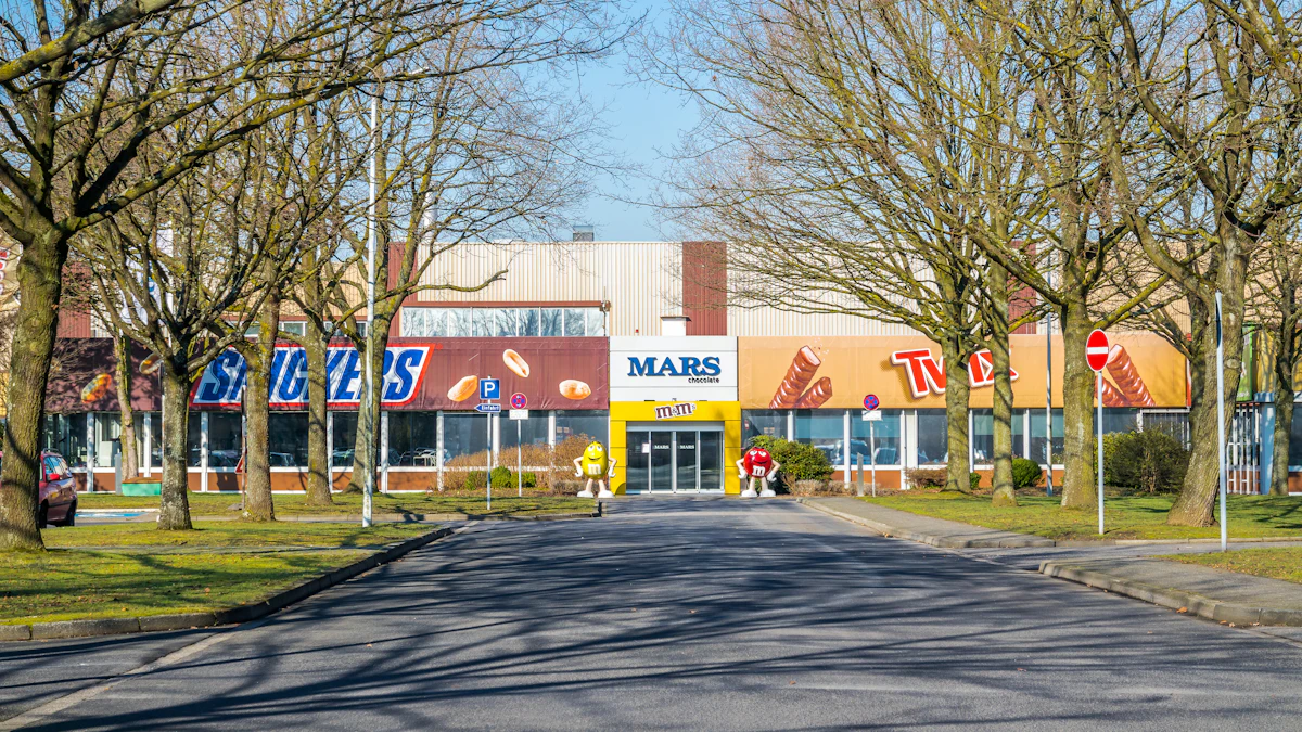 Mars Shop Rd Mars Aims to Halve Emissions by 2030 | Food Manufacturing