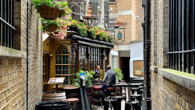 Ye Olde Mitre, London, Oct. 2021.