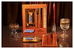 Snickers Pecan Flatware Worthy Set