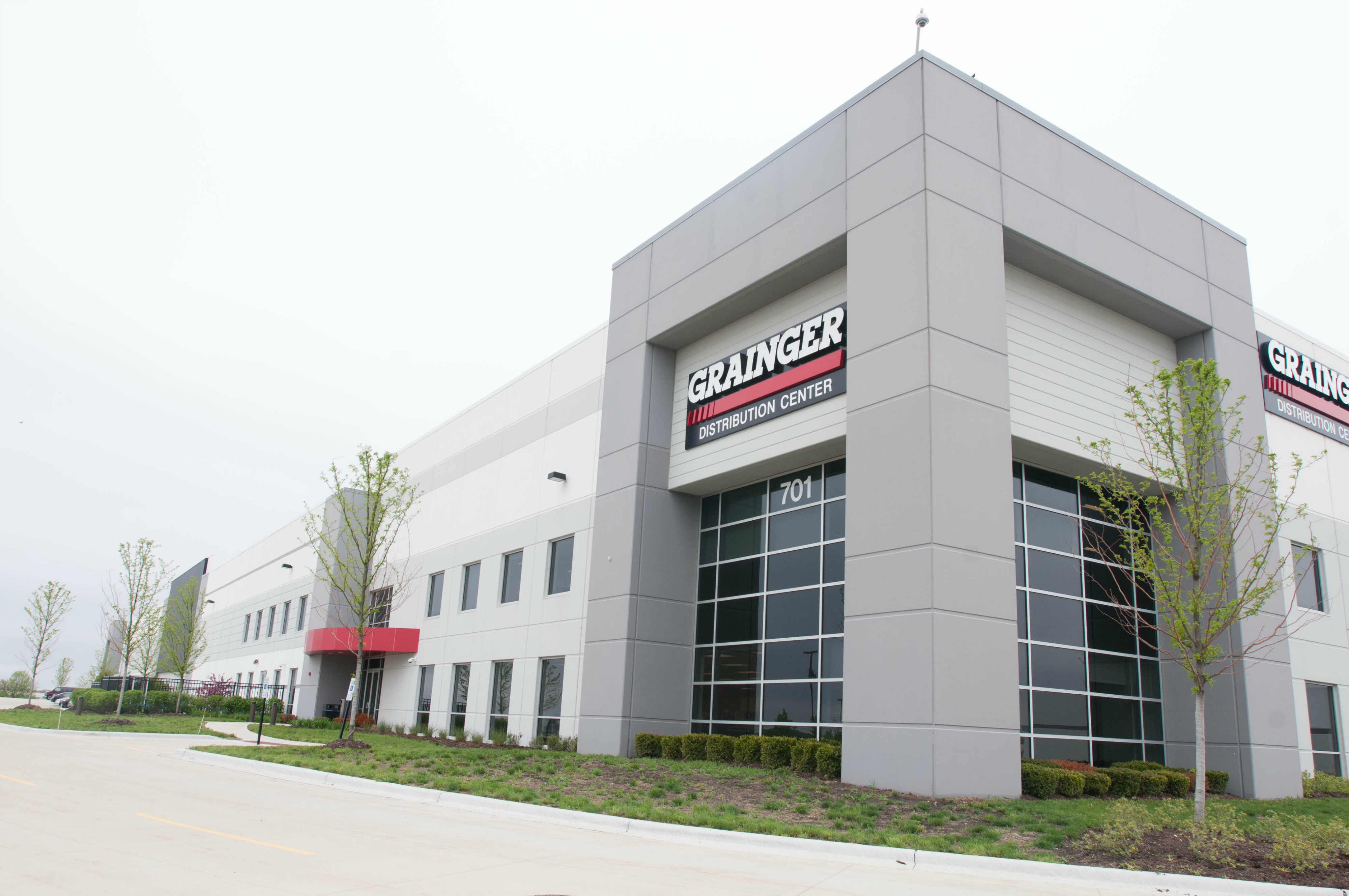 Grainger distribution center, Minooka, Ill.