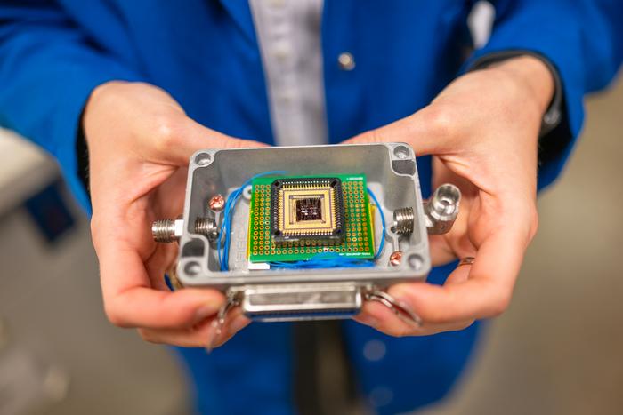An &ldquo;electronic nose&rdquo; created by UC Berkeley researchers can detect the gases emitted by spoiled food and food allergens better than human noses.